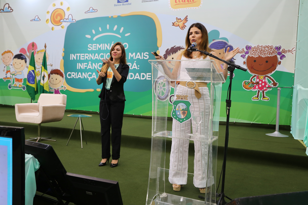 primeira dama de fortaleza carol bezerra