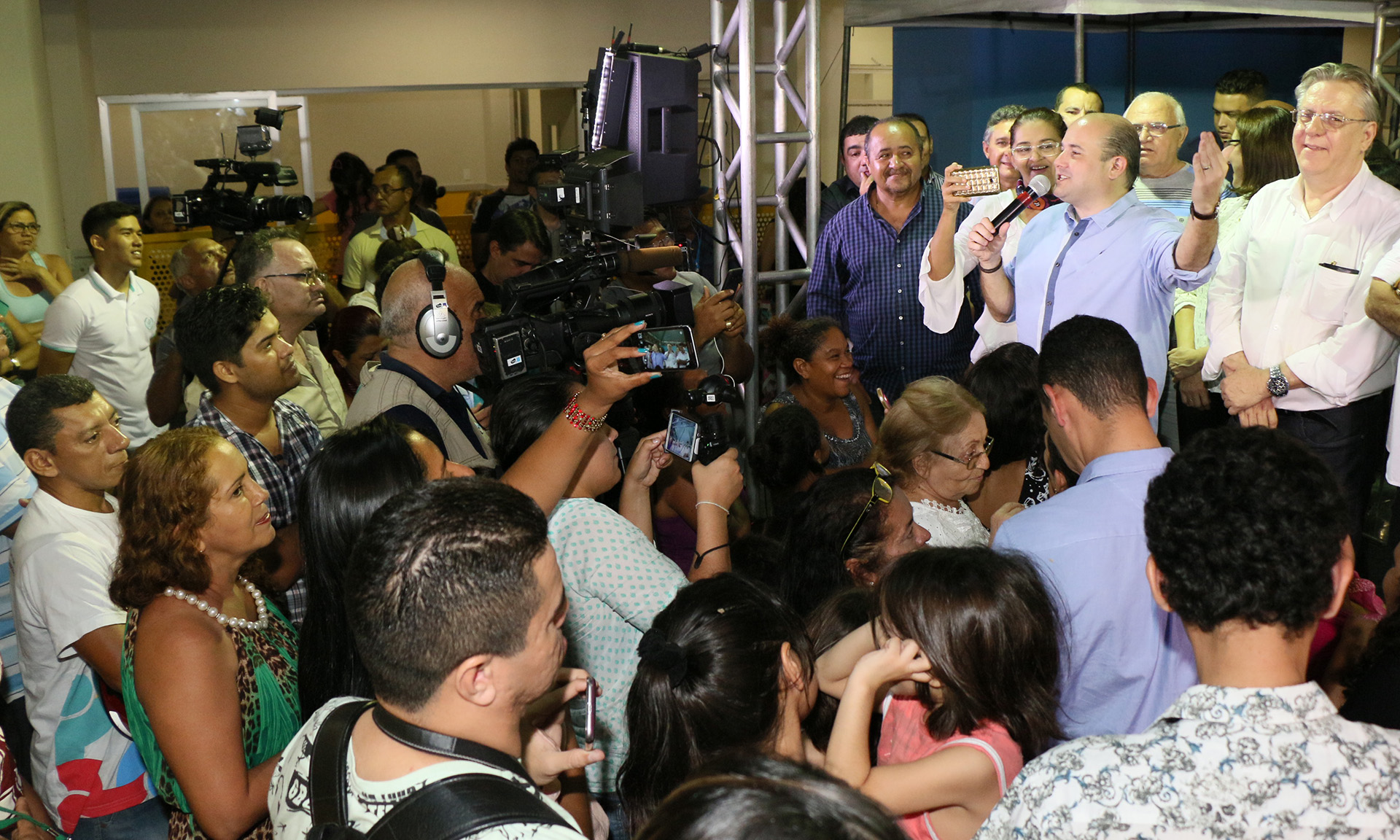 prefeito roberto cláudio