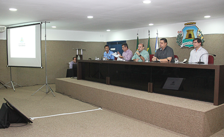 entrevista do prefeito roberto cláudio