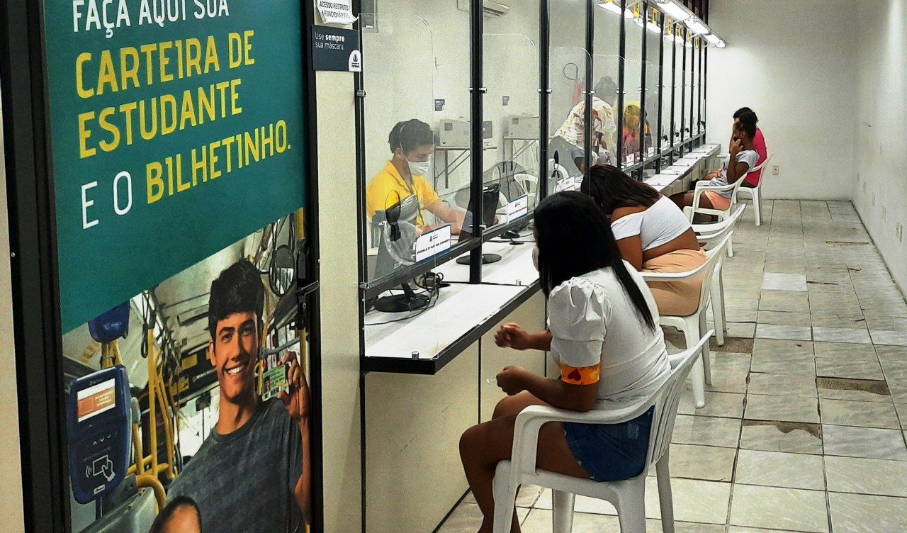 Carteira de estudante 2022: mais de 200 mil documentos foram