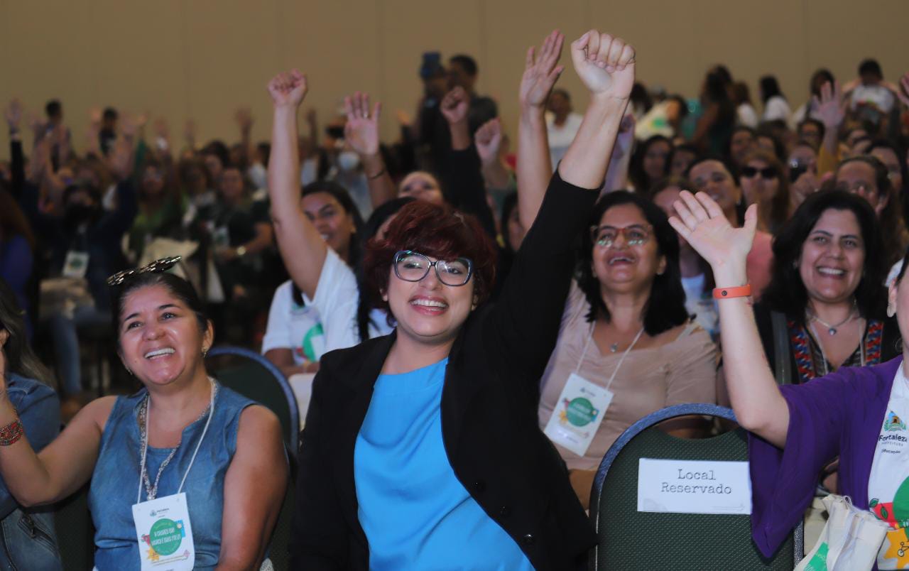 Imagem dos profissionais durante o seminário