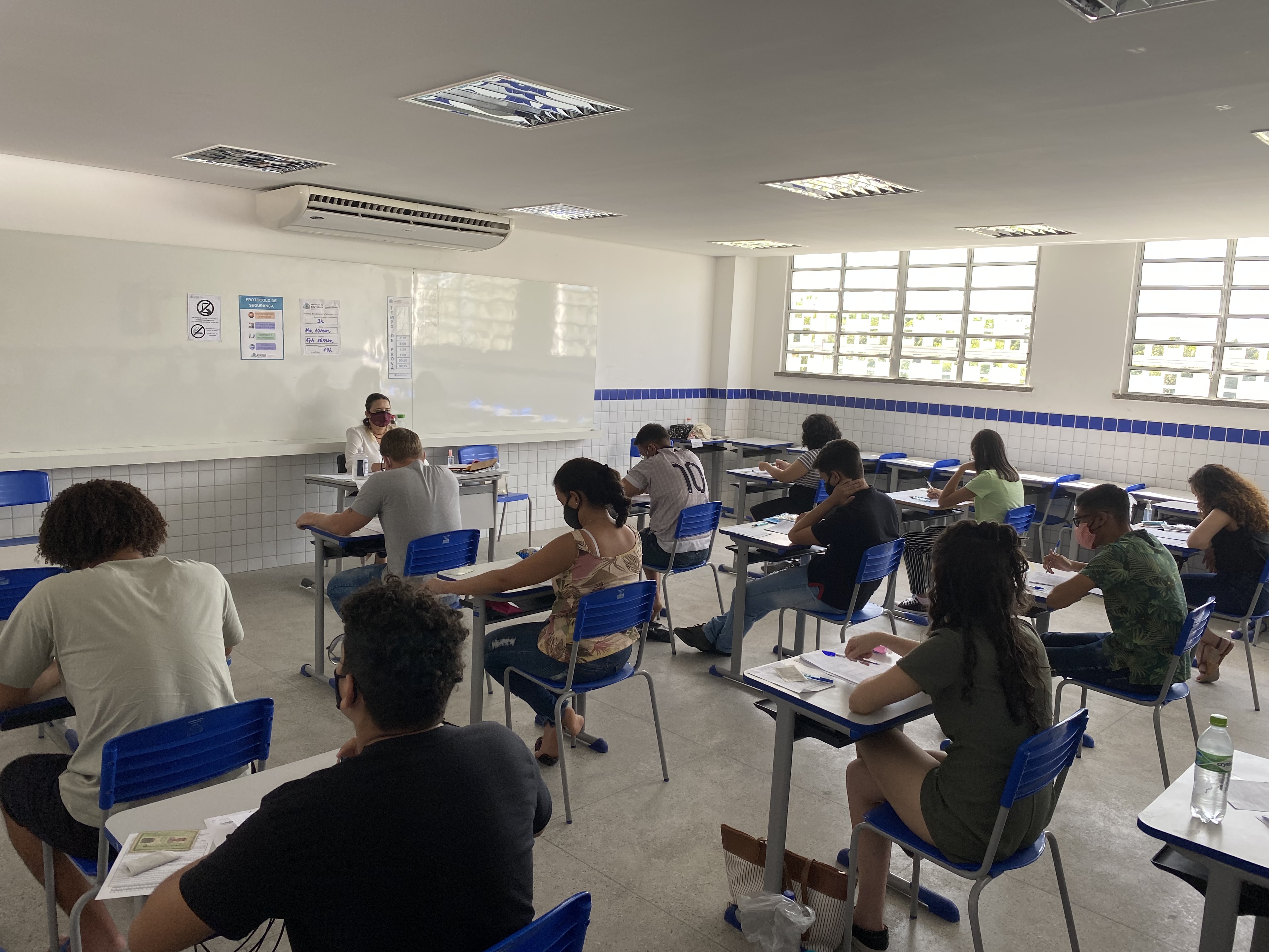 Futebol com inglês - Aula experimental aqui na Funcel! - Destaque -  Fundação CELEPAR