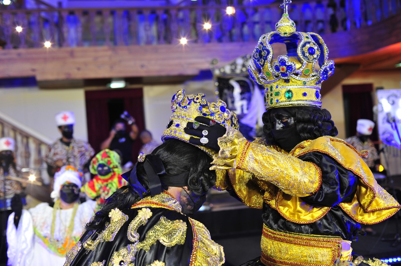 Coroação da rainha do Maracatu Nação Iracema durante a gravação do Especial Nosso Maracatu