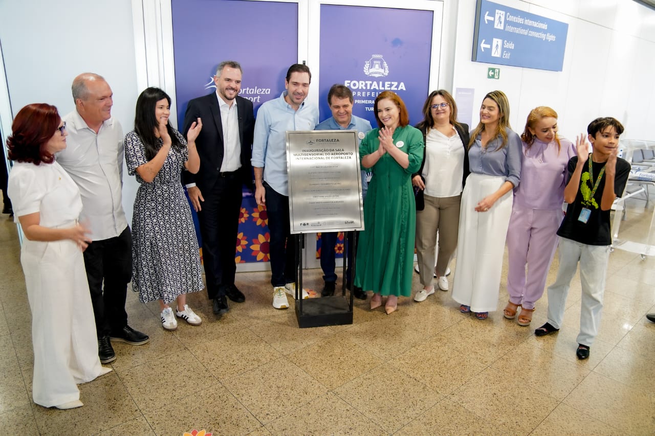 O prefeito Evandro Leitão destacou que a Sala Multissensorial integra o Plano Fortaleza Inclusiva, por meio dos programas Atenção às Pessoas com Deficiência e Saúde que Cuida