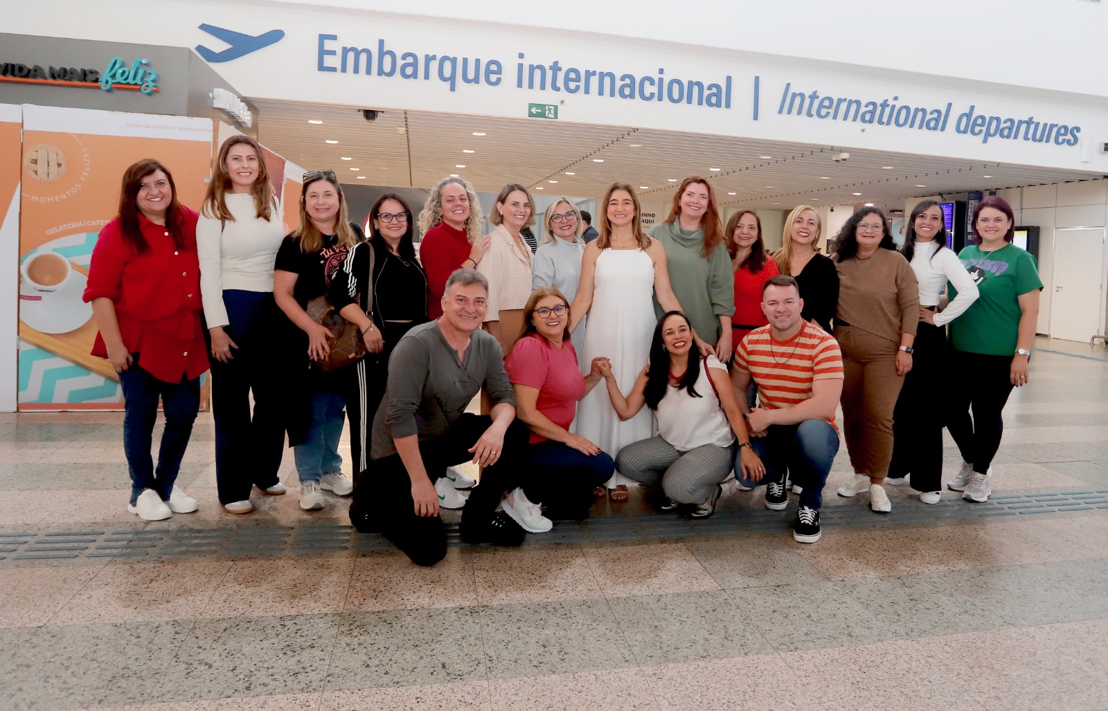 O primeiro grupo de Gestores Sem Fronteiras embarcou no sábado (30/11), com destino a Portugal