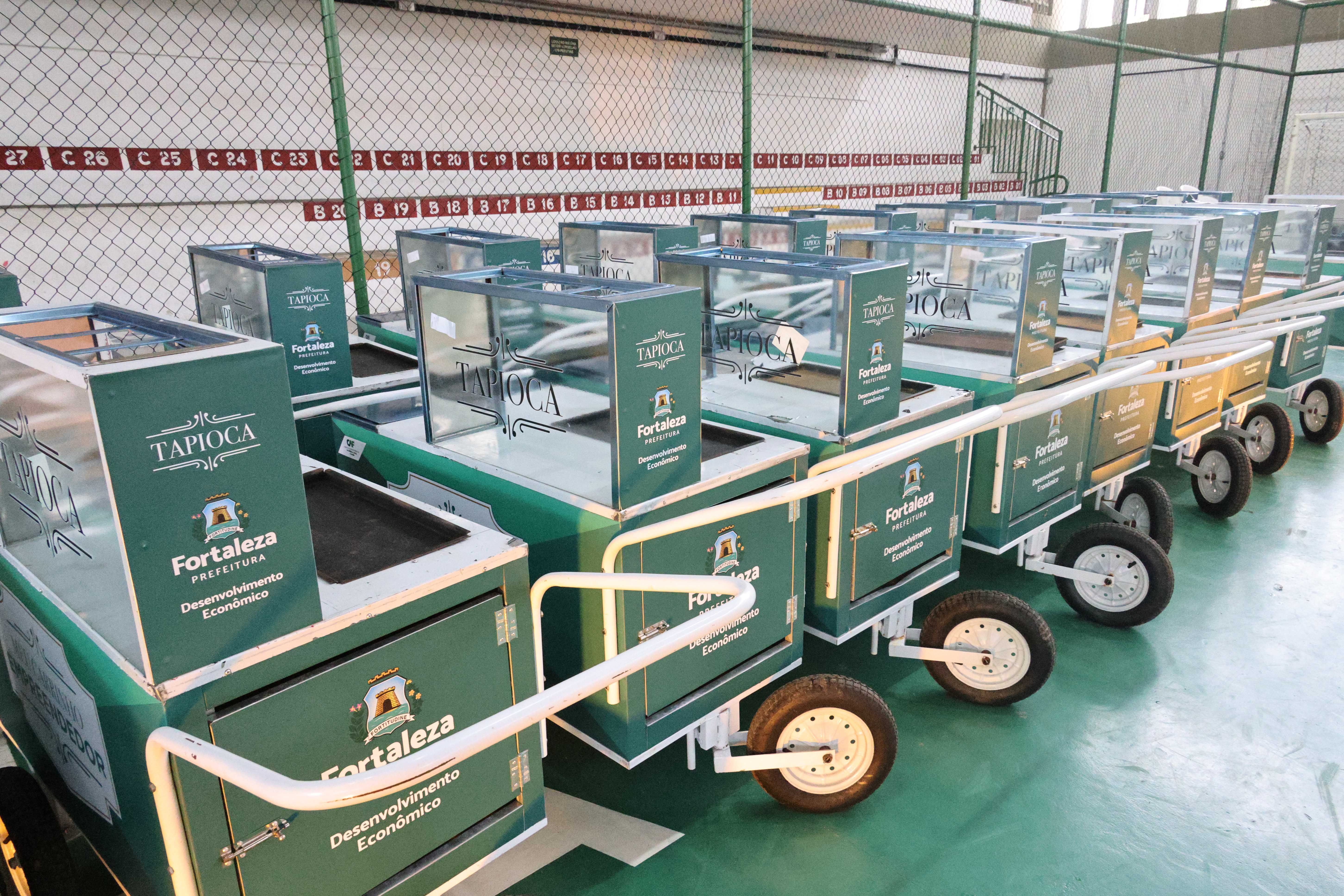 carrinhos de venda de tapioca