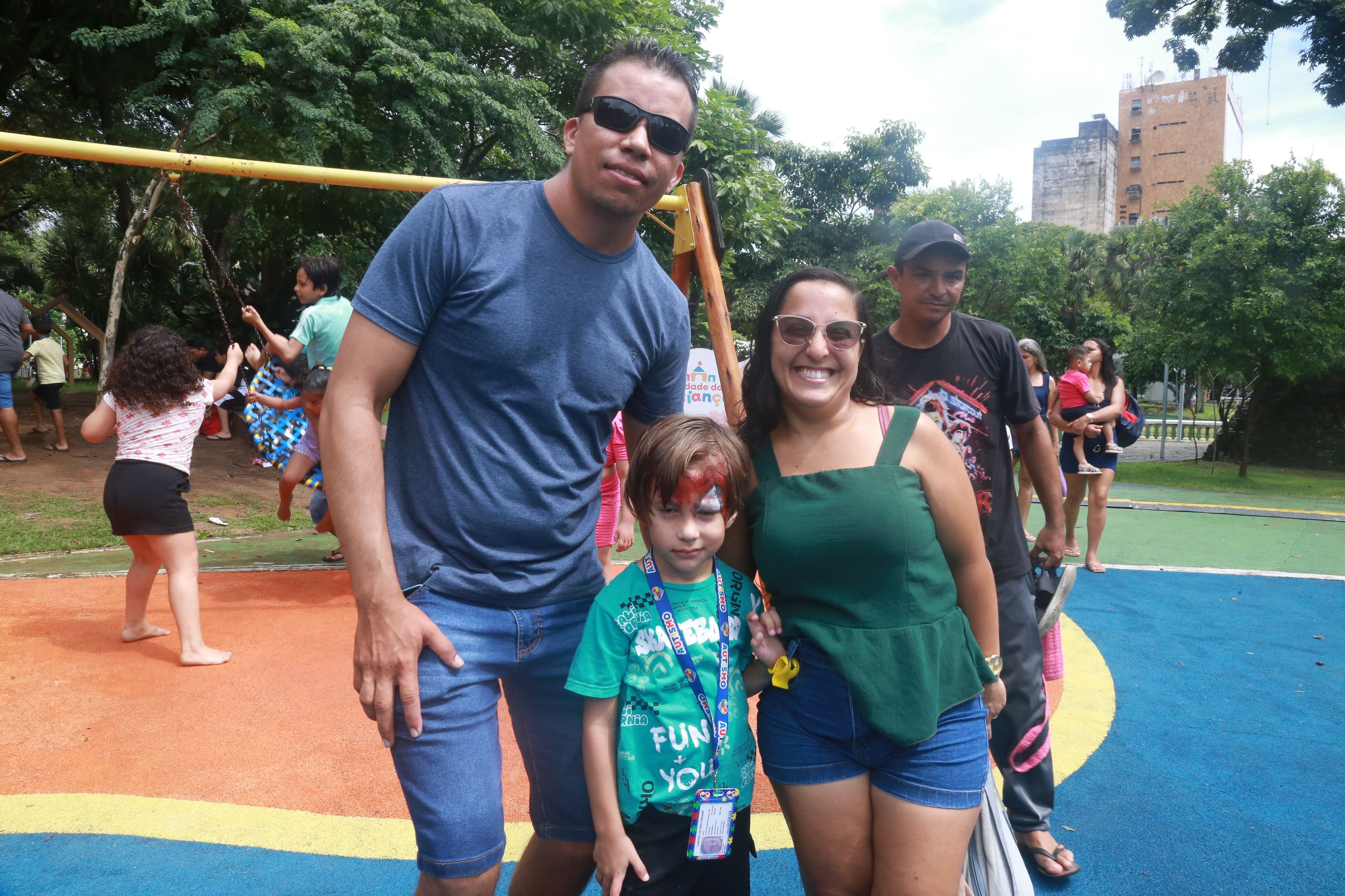 Outra visitante foi Rafaela Nascimento, que esteve pela primeira vez no espaço com o filho Ryan