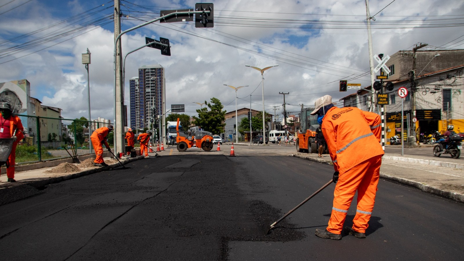 Secretaria Municipal da Infraestrutura inicia recapeamento da Rua Ceará nesta quarta-feira (25/02)