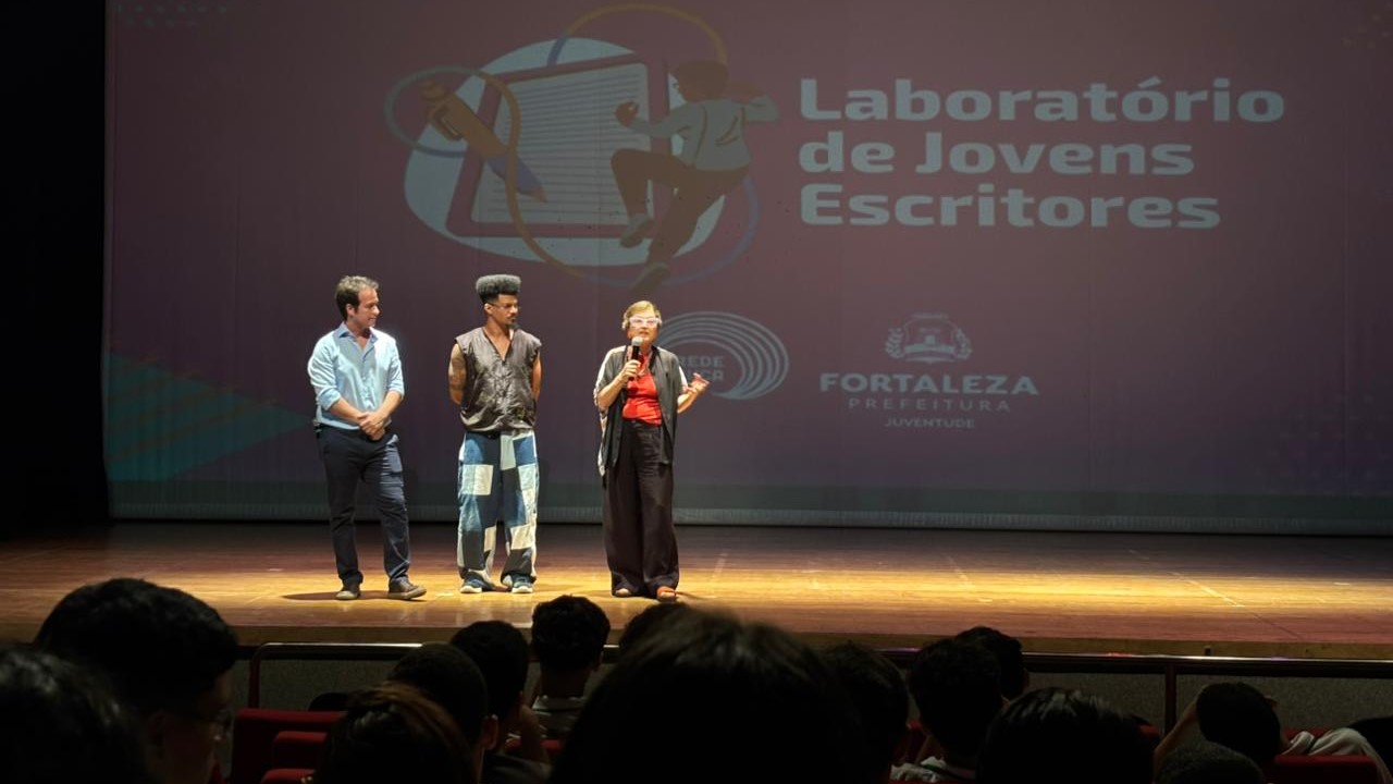 Prefeitura lança projeto inovador para formação de novos jovens escritores de Fortaleza
