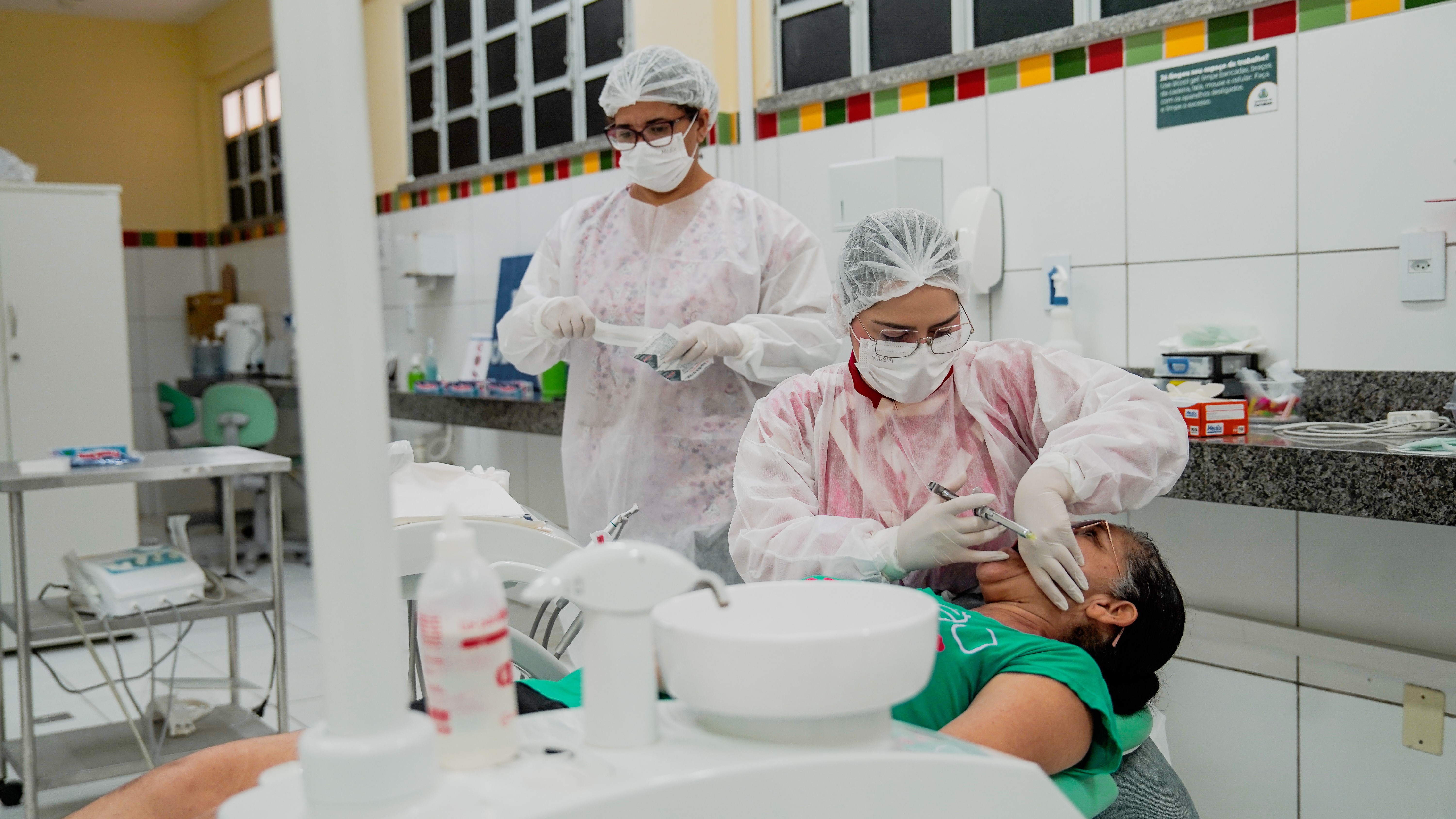 Fortaleza inicia implantação de laserterapia odontológica durante o II Mutirão de Saúde Bucal neste 