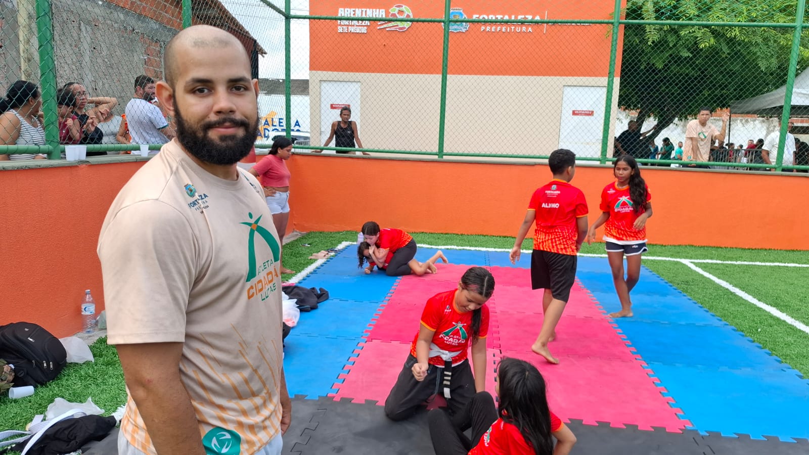 Ramon Rebouças, treinador de jiu-jitsu, celebrou a reforma