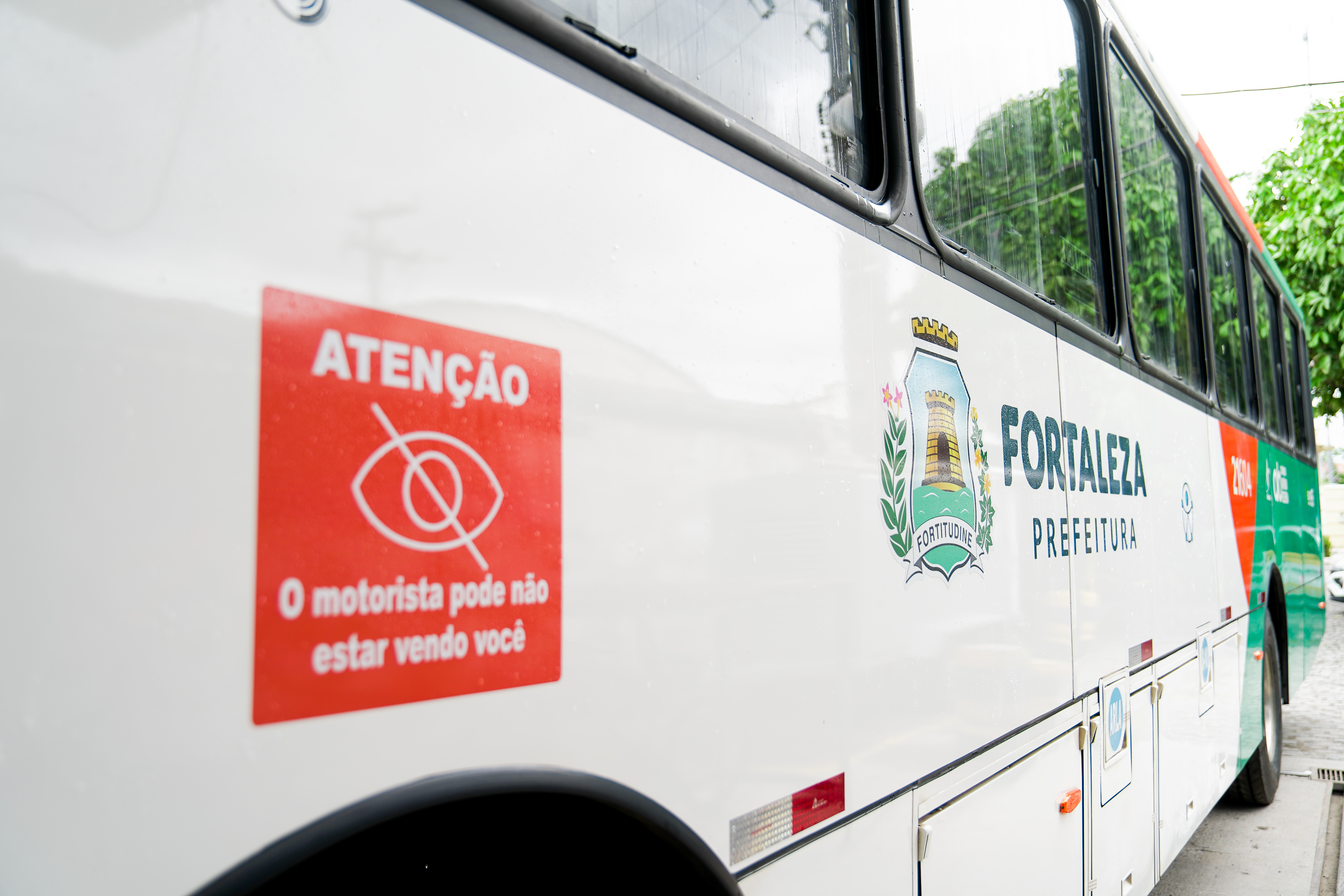 Fortaleza registra queda de 52% em acidentes fatais com ônibus em um ano