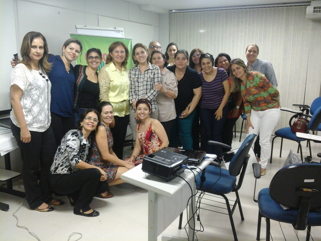 Participaram da oficina representantes das secretarias de Saúde e Educação, da UFC e do Iprede