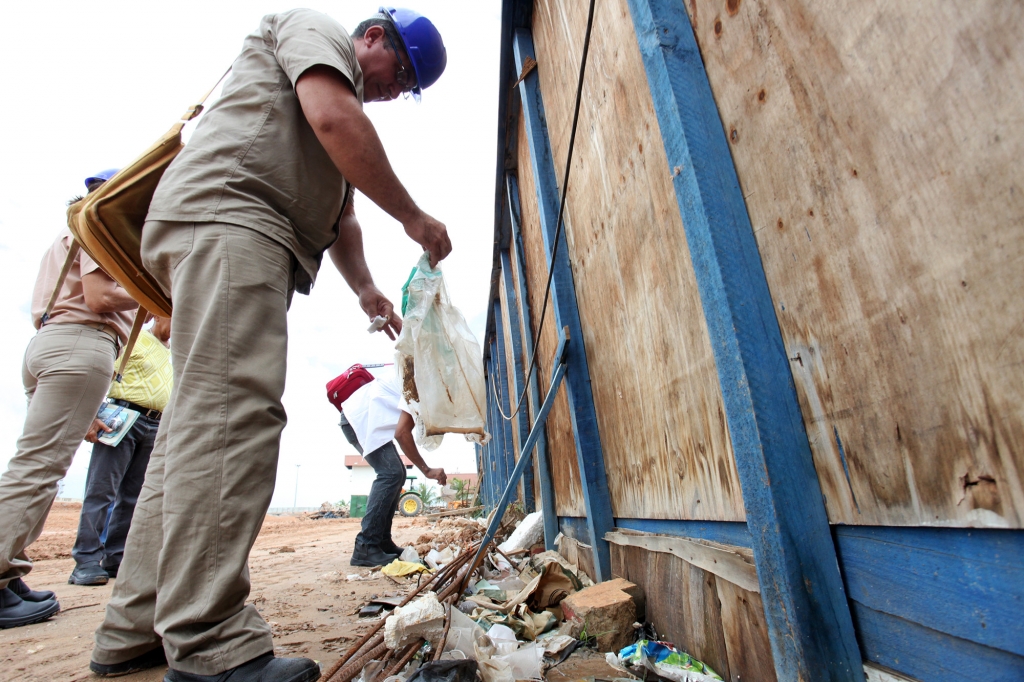 Borracharias, oficinas, sucatas e prédios em construção receberão visitas de fiscais (Foto: Queiroz Neto)