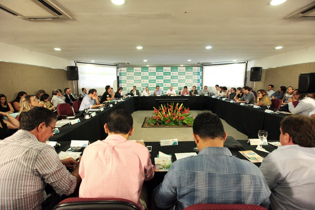 O encontro, que acontece periodicamente, foi realizado nesta terça-feira (29), no Paço Municipal (Foto: Marcos Moura)