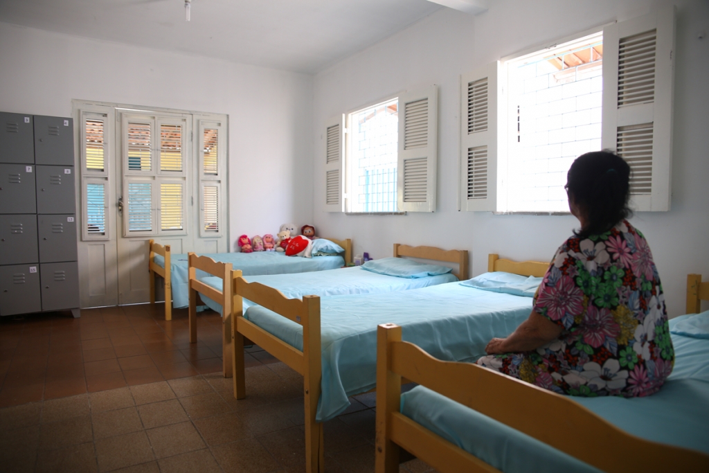 A unidade conta com sala de atendimento, brinquedoteca, espaço de convivência, nove quartos, 10 banheiros, entre outros espaços (Foto: Queiroz Netto)