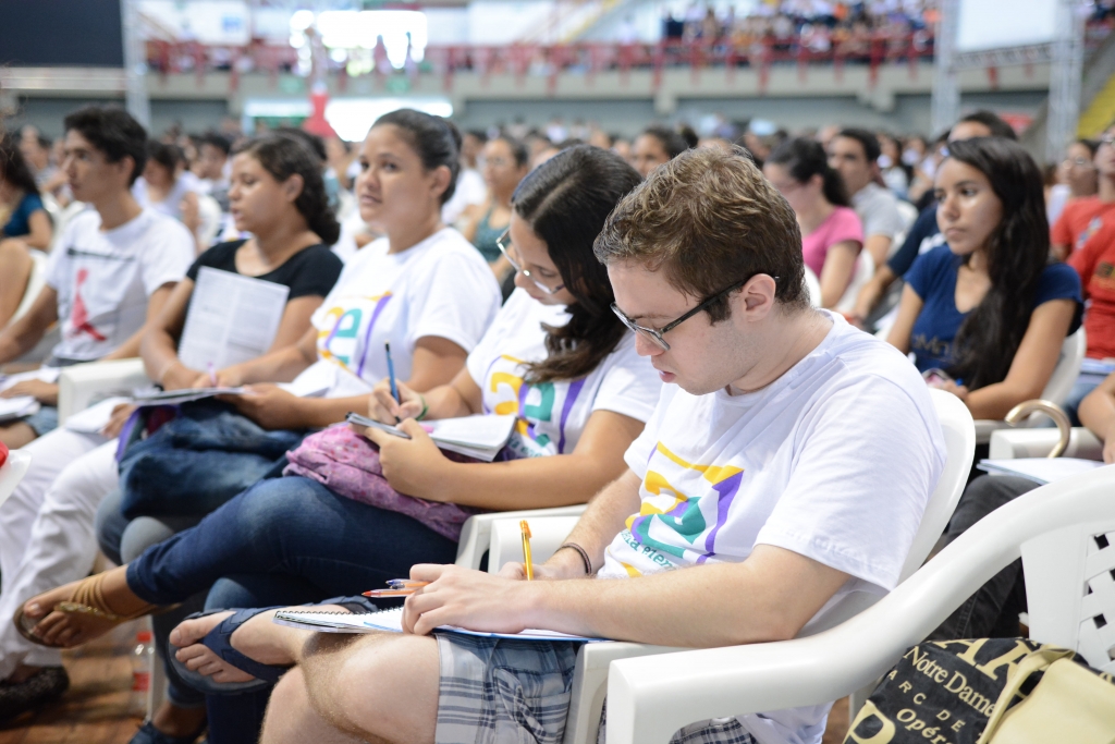 Não será permitido o uso de lápis, borracha, celular e relógio no momento do simulado. A caneta utilizada deve ser preta e com corpo transparente