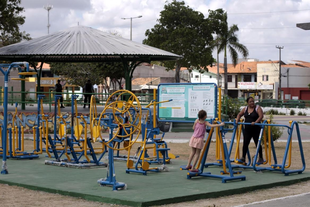 Projeto prevê reforma da quadra polivalente, ampliação da quadra de areia, bancos, playground, academia para idosos, e paisagismo