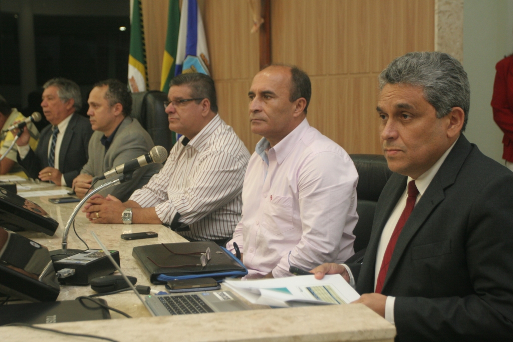 Os números integram o Relatório de Gestão Fiscal (RGF) do 3º quadrimestre, apresentado pelo titular Sefin, Jurandir Gurgel (Foto: Mauri Melo)