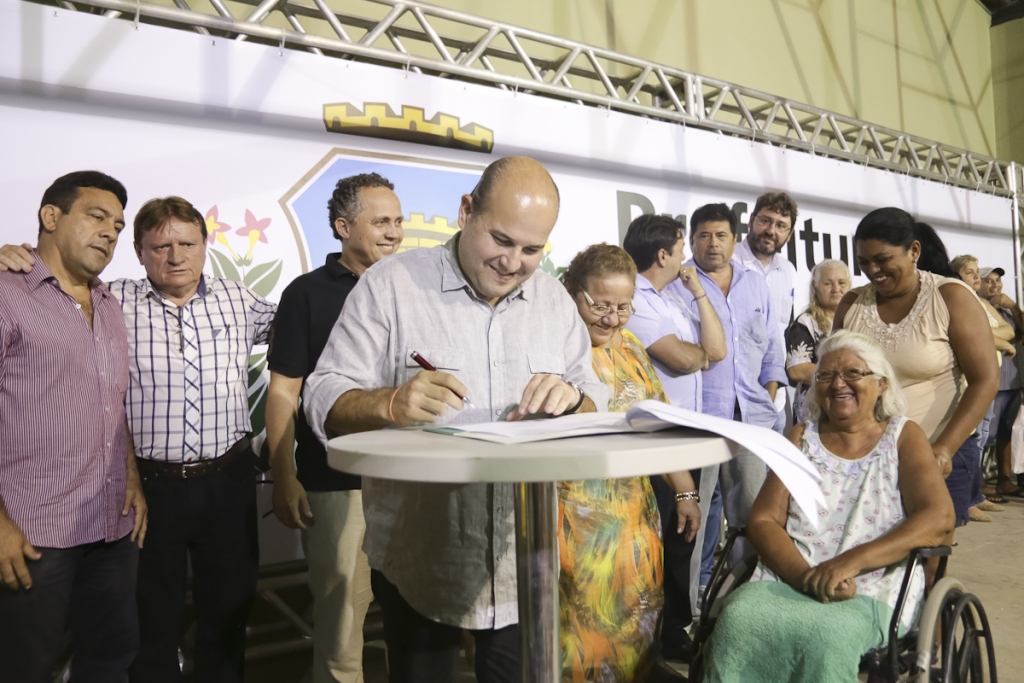 Evento ocorreu nesta sexta-feira (26/09), no Centro Comunitário Planalto Universo (Foto: Thiago Gaspar)