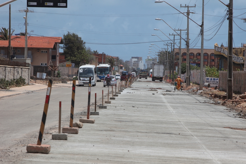 As melhorias incluem a pavimentação, drenagem e padronização dos passeios (Foto: Marcos Moura)