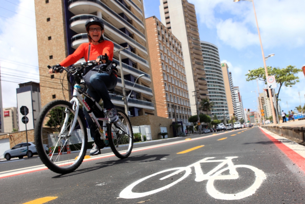 A Ciclofaixa de Lazer ocorre no horário de 7h às 13h (Foto: Marcos Moura)
