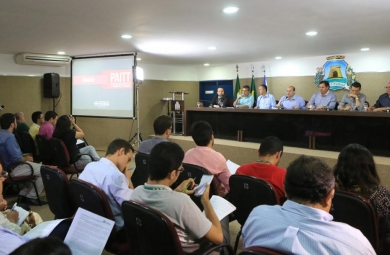 Os condutores terão uma semana para se adaptarem às novas regras de circulação. Após, começa a fiscalização (Foto: Marcos Moura)