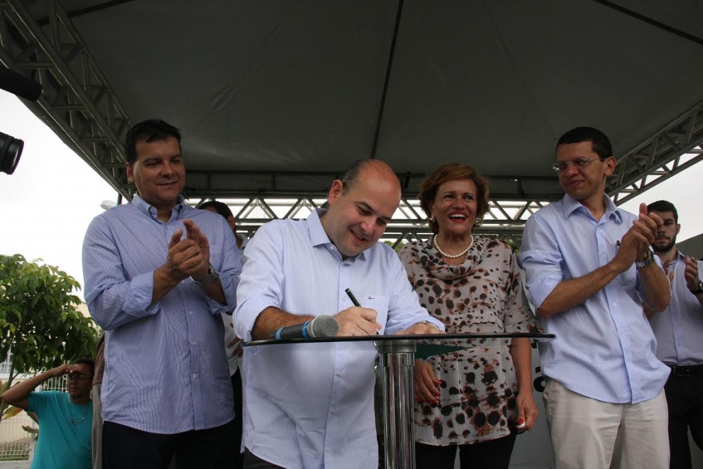 Segundo o Prefeito, cada Regional deverá ganhar um Caps que funcione 24h (Foto: Kiko Silva)