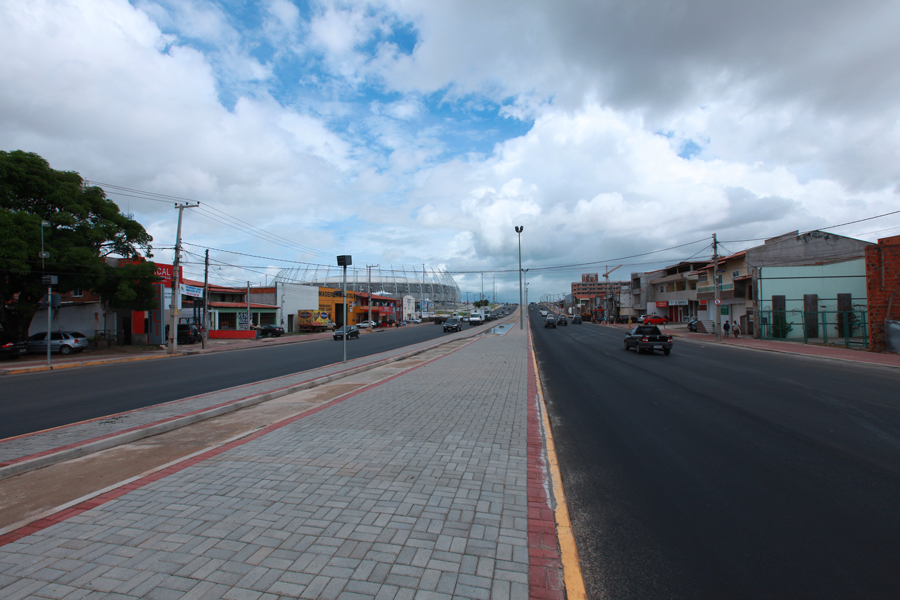 Somente o veículo credenciado será liberado para acessar a área de restrição de circulação durante os dias de jogos (Foto: Queiroz Netto)
