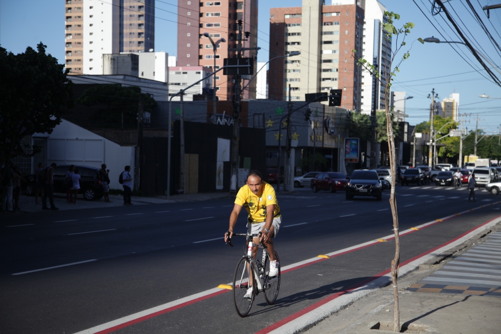Em Fortaleza, o sistema irá funcionar, inicialmente, com 40 estações espalhadas pela cidade, com um total de 400 bicicletas