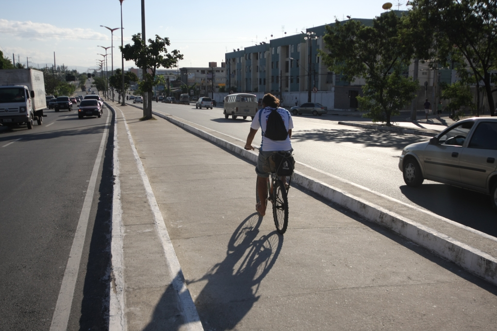 Hoje, a cidade de Fortaleza tem 75 km de ciclovias e 11 km de ciclofaixas, totalizando 86 km de infraestrutura cicloviária (Foto: Kaio Machado)