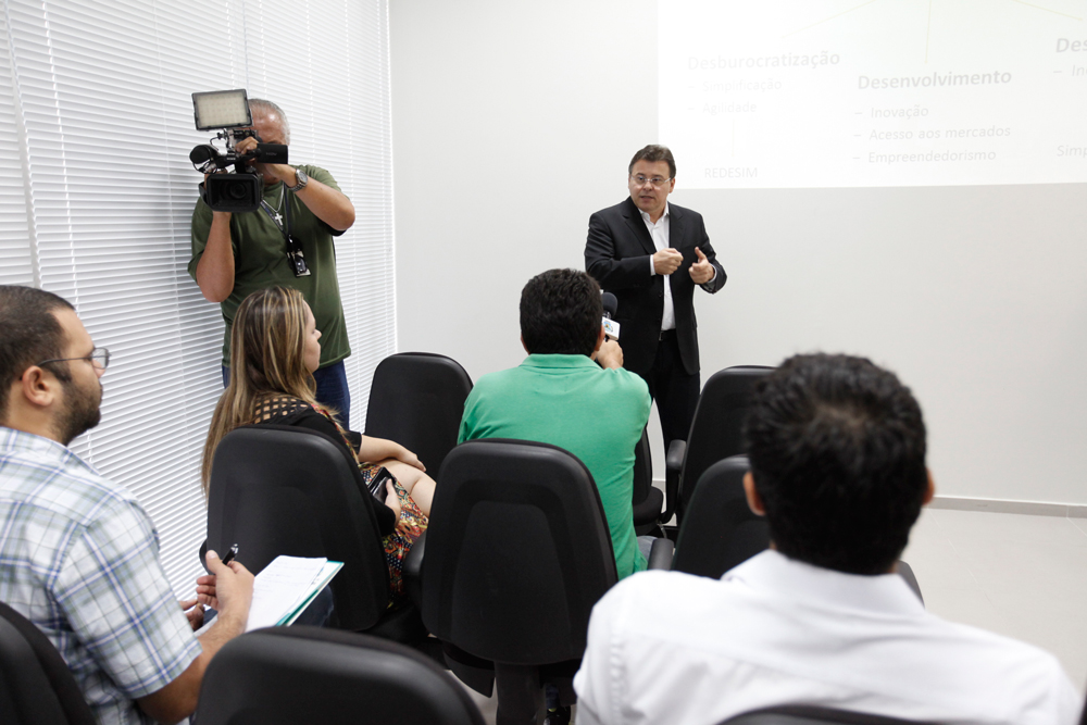 O Estatuto foi apresentado em coletiva nesta sexta-feira (12/06), na sede da SDE (Foto: Queiroz Netto)