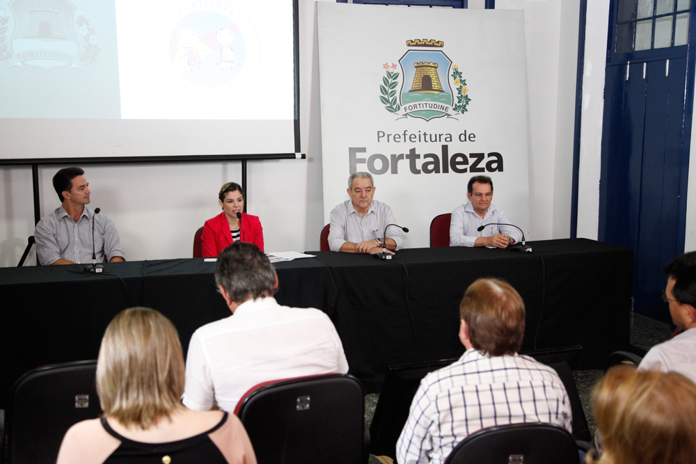 Anúncio da implantação dos equipamentos aconteceu em coletiva no Paço Municipal (Foto: Queiroz Netto)