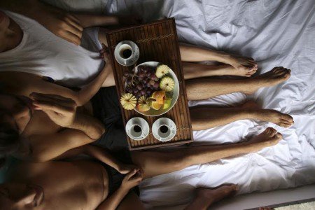 Coletivo Cangaias teatral apresenta o espetáculo “Balões: Eu te amo” no Cuca Jangurussu (Foto: Divulgação)