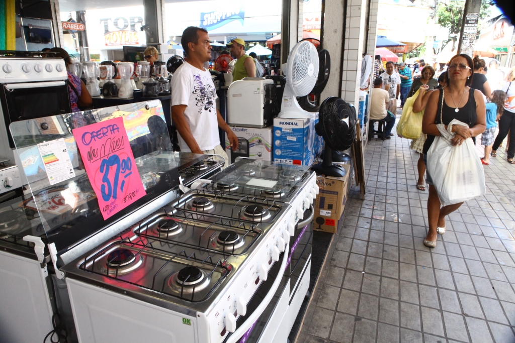 O levantamento, feito entre os dias 2 e 5 de maio em 10 lojas da capital, comparou os preços de 29 produtos (Foto: Kaio Machado)