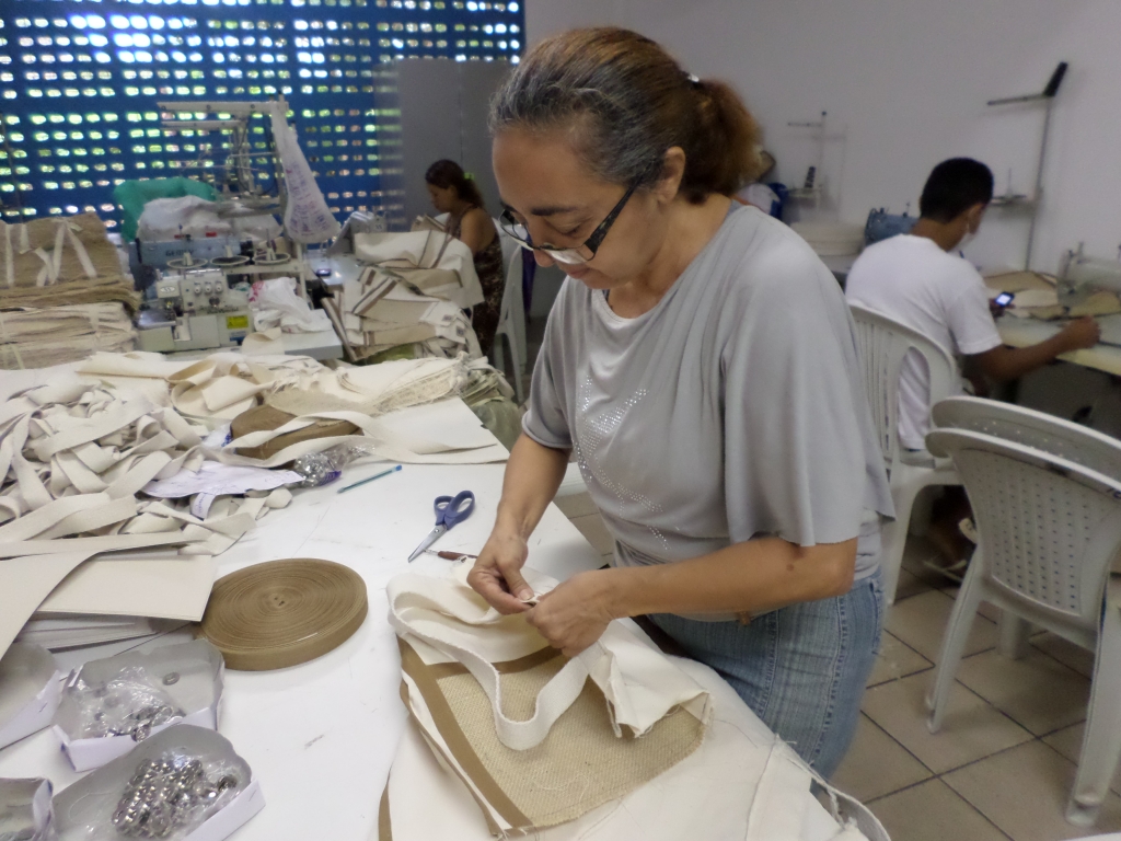 O projeto promoveu a formação técnica e gerencial de empreendedores solidários do Município