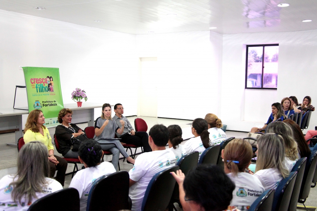 Reunião ocorreu na Regional VI na terça-feira (24/03) (Foto: Thiago Gaspar)