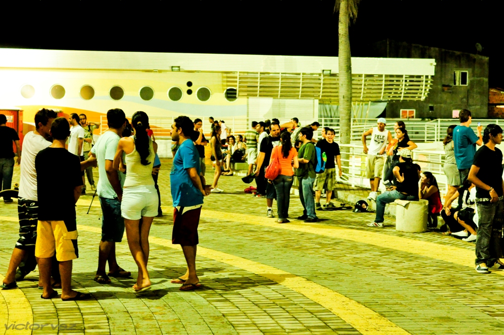 Participaram do Festival jovens compositores e intérpretes (cantor solo, duplas e grupos vocais) de Fortaleza e Região Metropolitana