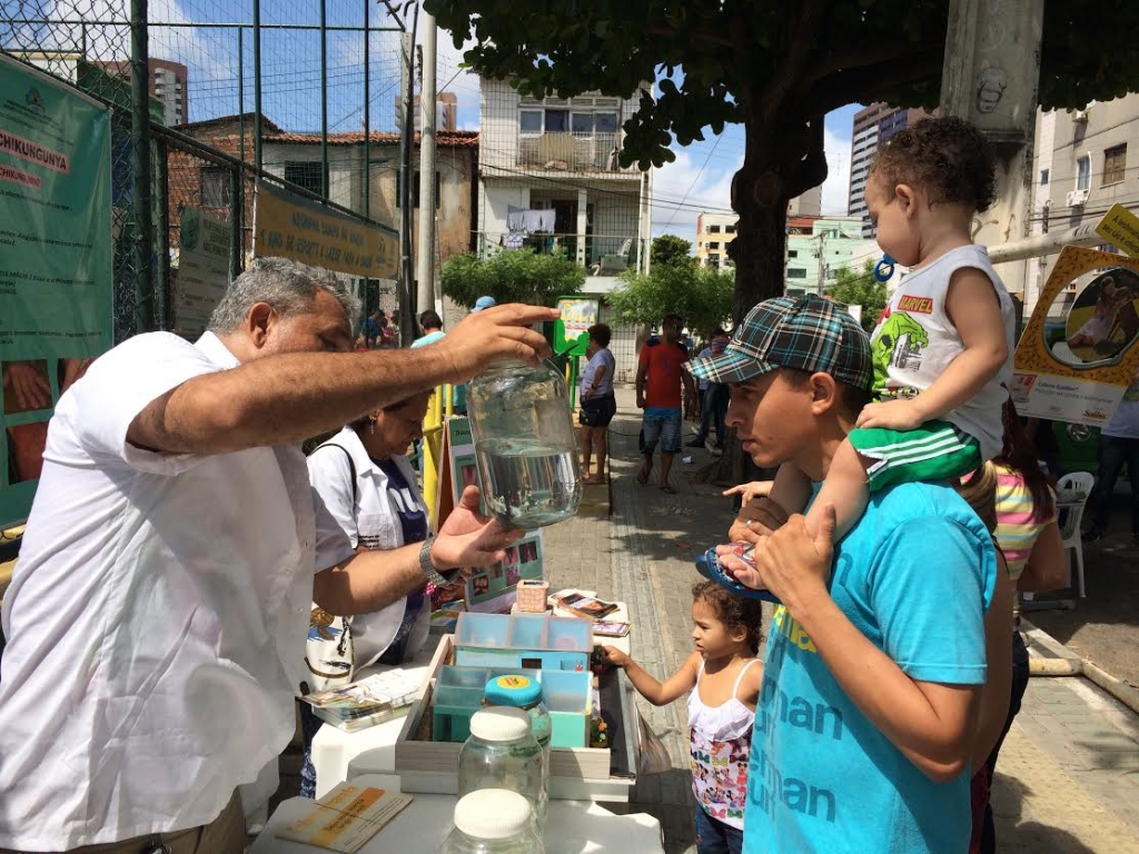 Equipes de sensibilização ambiental vão orientar os moradores