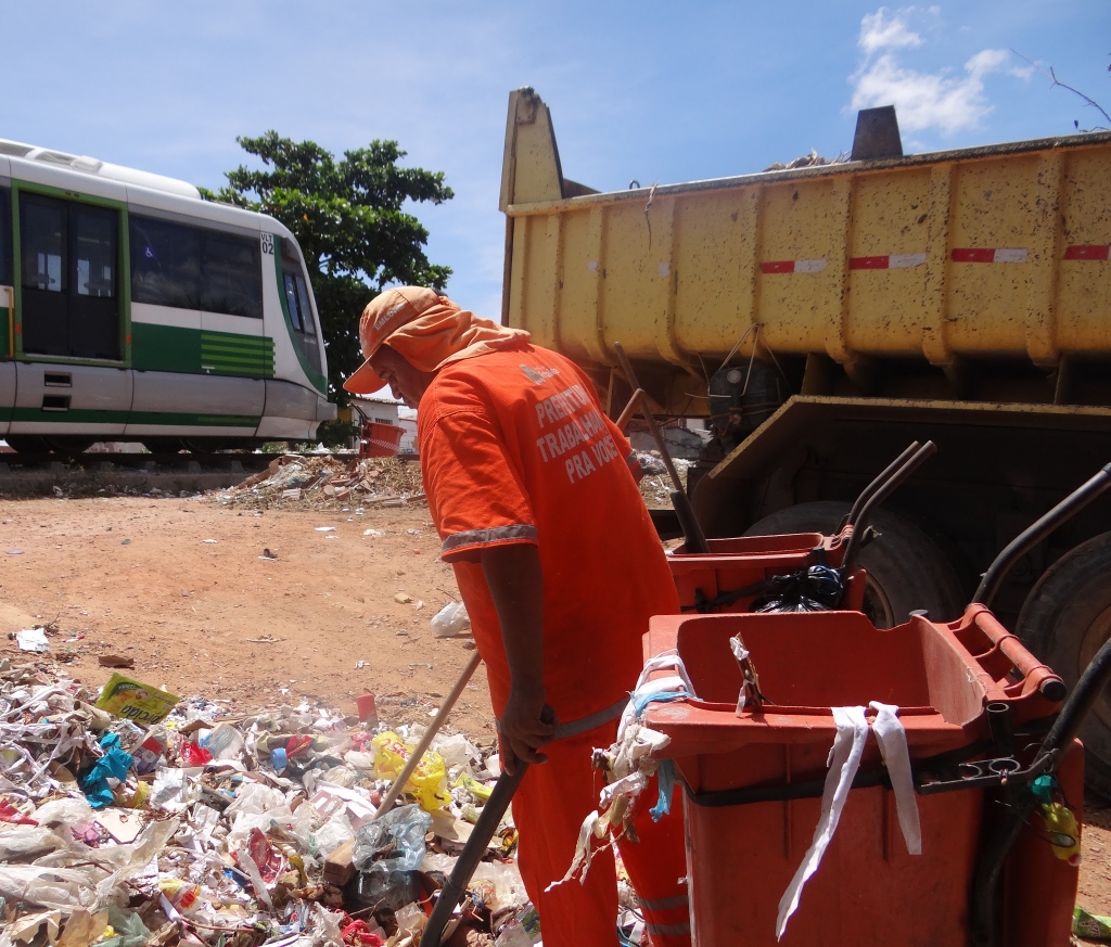 Há dois meses, a Secretaria Regional I iniciou uma fiscalização intensiva nos pontos de lixo e arredores