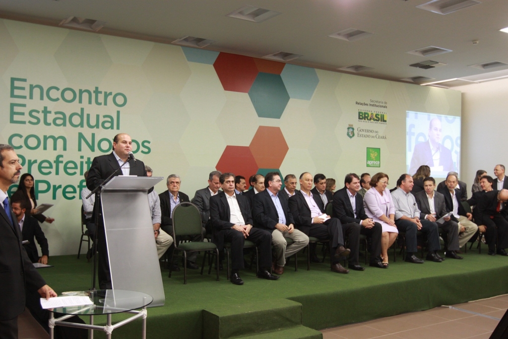 Roberto Cláudio destacou que a iniciativa do Governo Federal é importante na medida em que desburocratiza processos (Foto: Queiroz Neto)