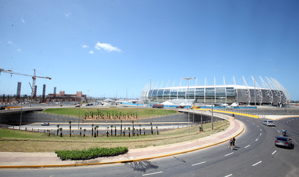 O clássico entre Fortaleza e Ceará acontecerá neste domingo (26/04), às 16 horas, na Arena Castelão