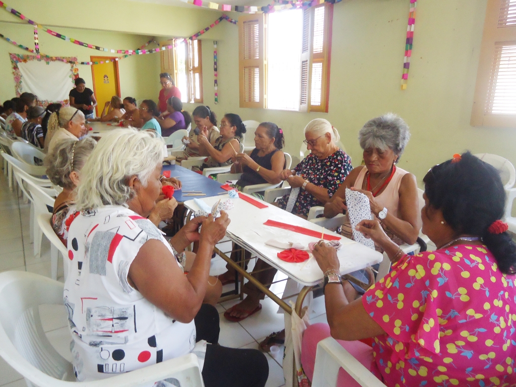 O objetivo da exposição é valorizar e demonstrar ao público em geral o artesanato, produtos de oficinas, elaborado pelos idosos