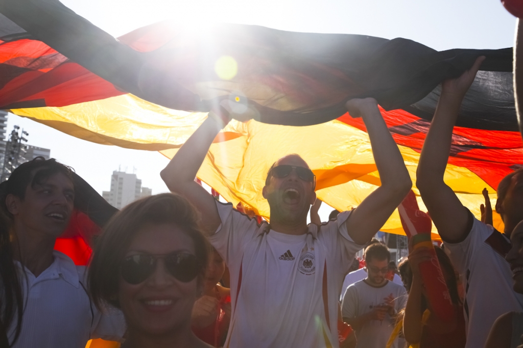 Bastou o gol da seleção alemã no segundo tempo da prorrogação para perceber que a maioria ali era de apoiadores dos germânicos (Foto: Thiago Gaspar)