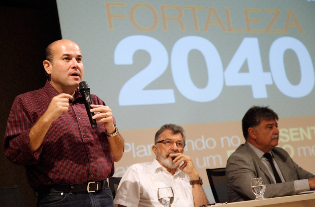 De acordo com o Prefeito Roberto Cláudio, é necessária que seja feita uma discussão de qualidade e plural (Foto: Queiroz Netto)