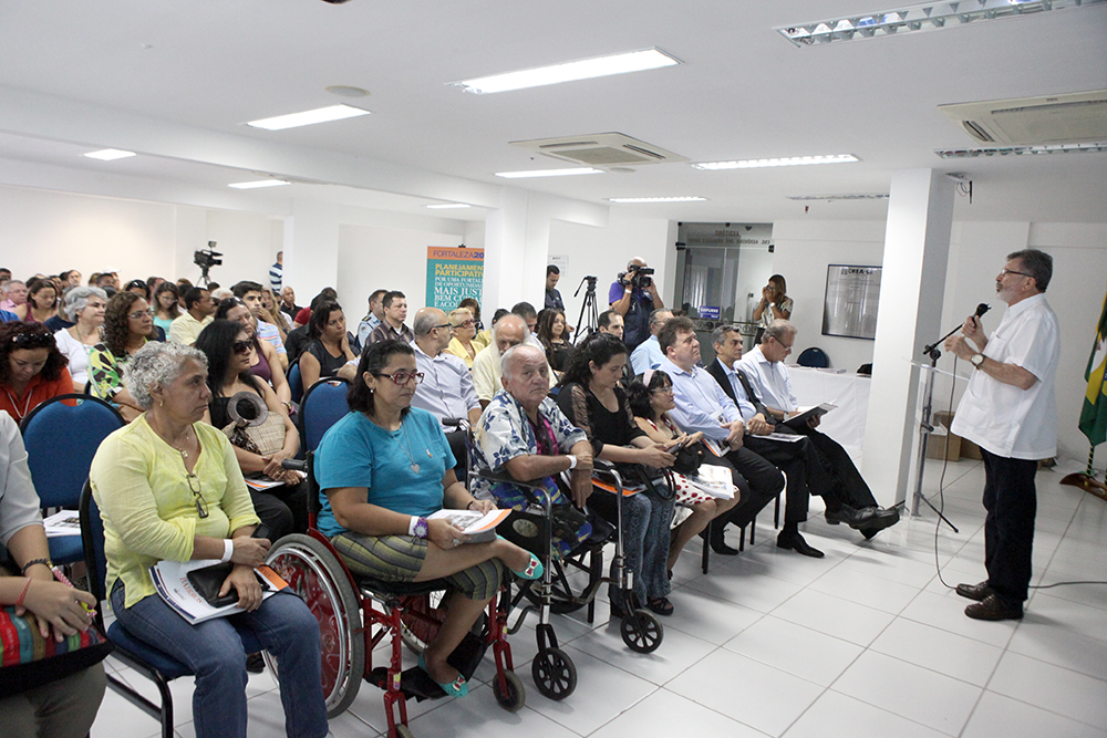 Os participantes da reunião foram orientados sobre o funcionamento do Fortaleza 2040 (Foto: Marcos Moura)