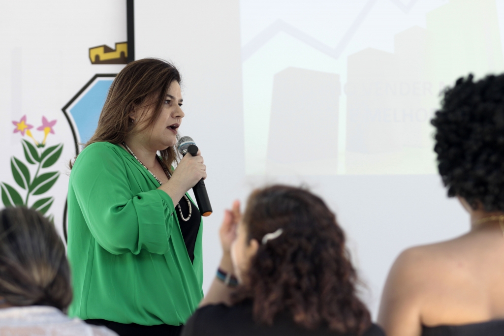 Com objetivo de estimular a economia criativa, aconteceram palestras, oficinas, orientações ao microcrédito, entre outras ações (Foto: Igor de Melo)