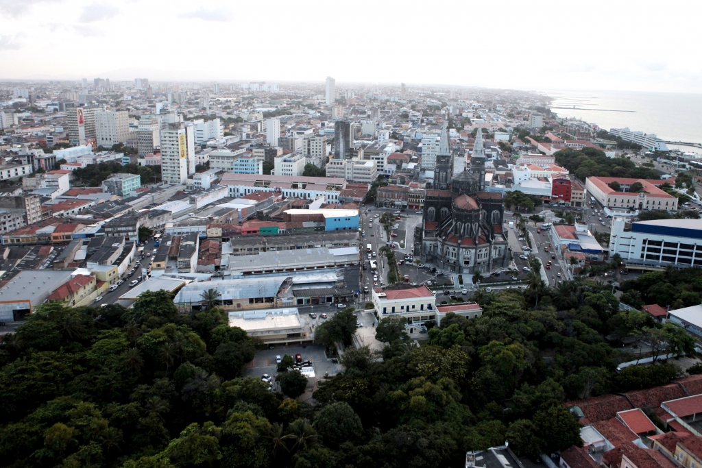 O objetivo é conhecer melhor os problemas e demandas locais, construindo uma descrição compartilhada de Fortaleza de hoje (Foto: Kaio Machado)