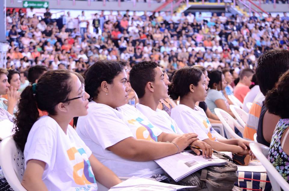 Em Fortaleza, os inscritos recebem camisas, kit com apostilas, lanche, além de um documento de identificação para frequentar o curso