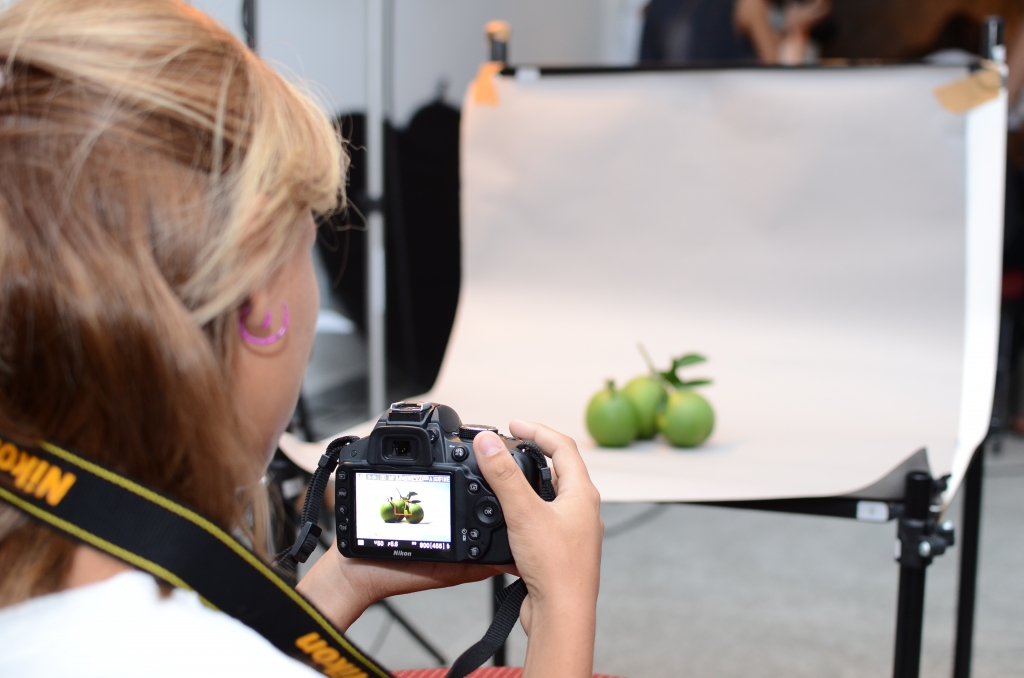 Entre as oportunidades, estão capacitações em cinema, design gráfico, fotografia e informática para escritório (Fotos: André Martins)